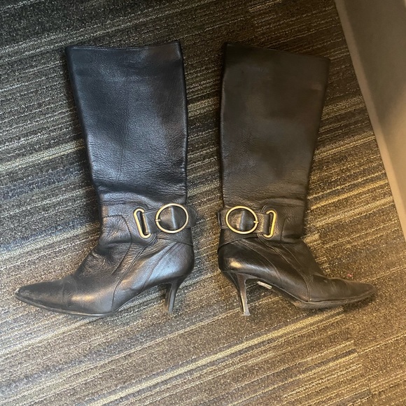 Shoes - Esquire all-leather knee boots size 7